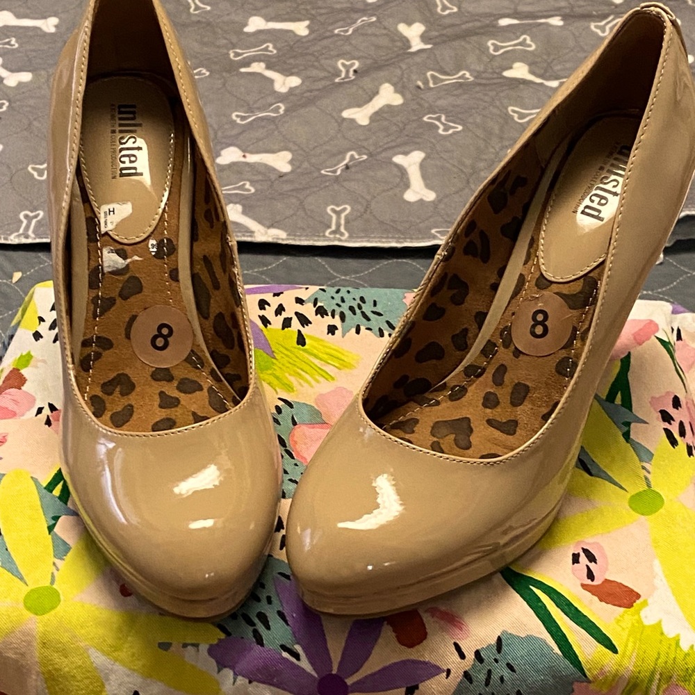 Women’s Pumps